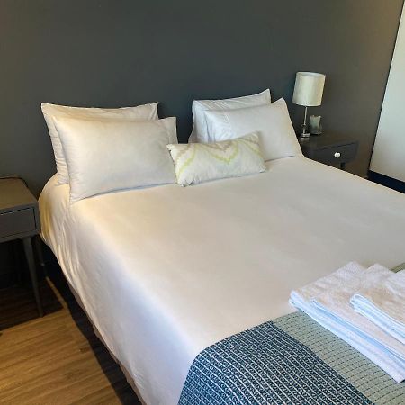 Six One Five At Matrix Apartman Fokváros Kültér fotó
