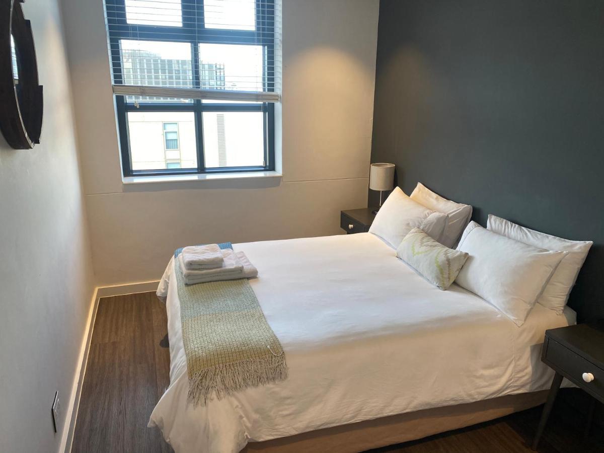 Six One Five At Matrix Apartman Fokváros Kültér fotó