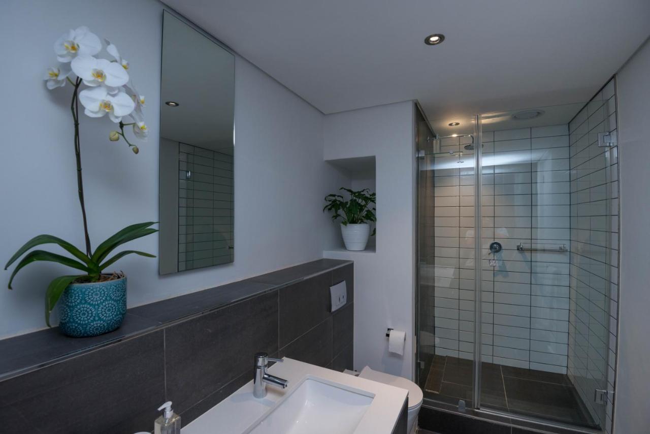 Six One Five At Matrix Apartman Fokváros Kültér fotó
