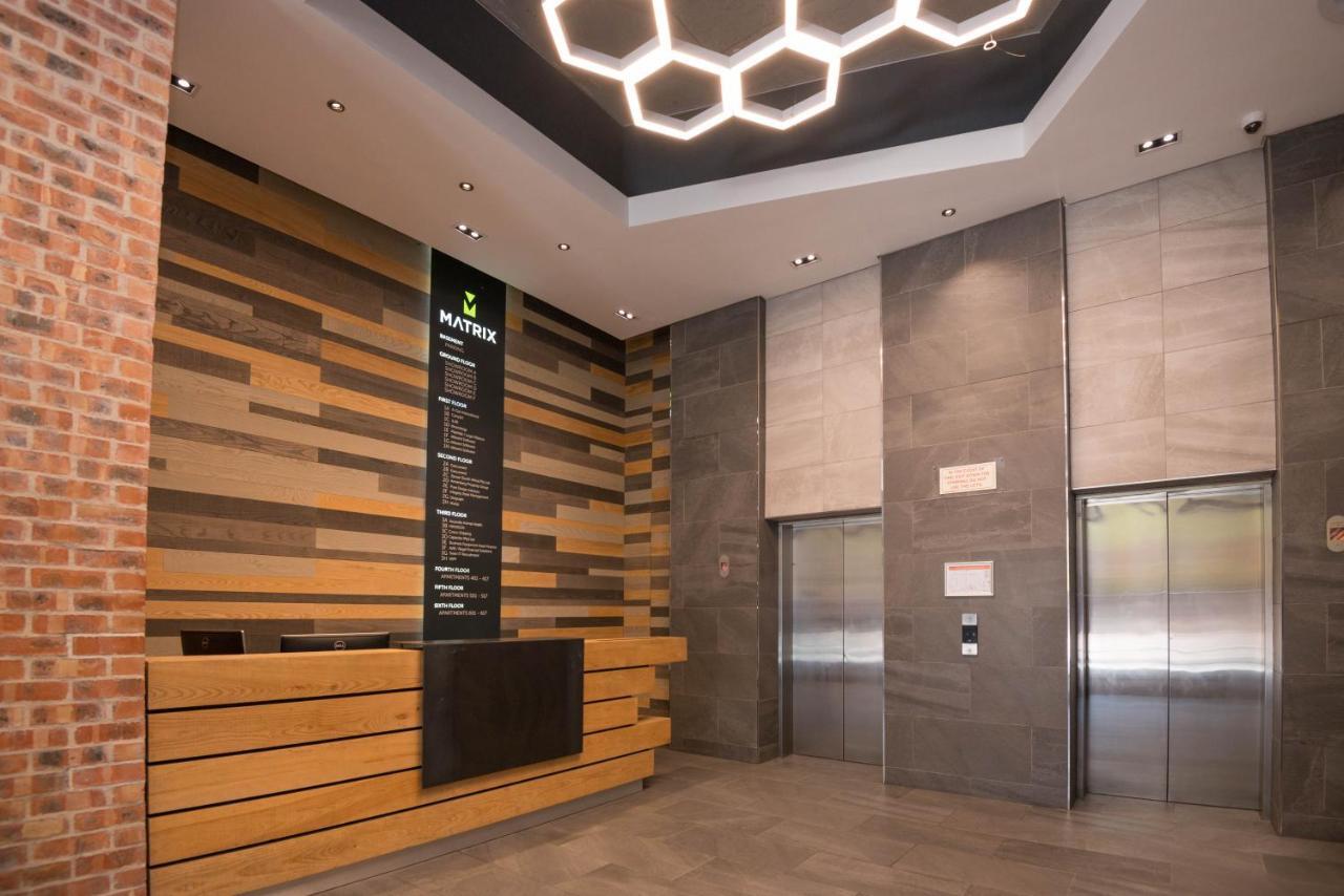 Six One Five At Matrix Apartman Fokváros Kültér fotó