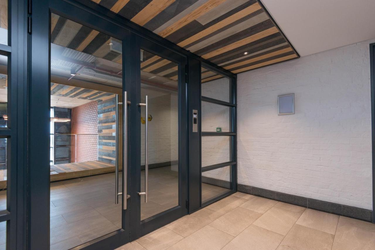 Six One Five At Matrix Apartman Fokváros Kültér fotó